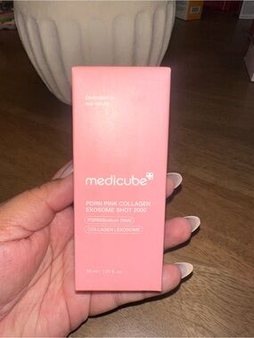 Medicube PDRN Pink Collagen Exosome Shot 2000 – Pink Skin Serum